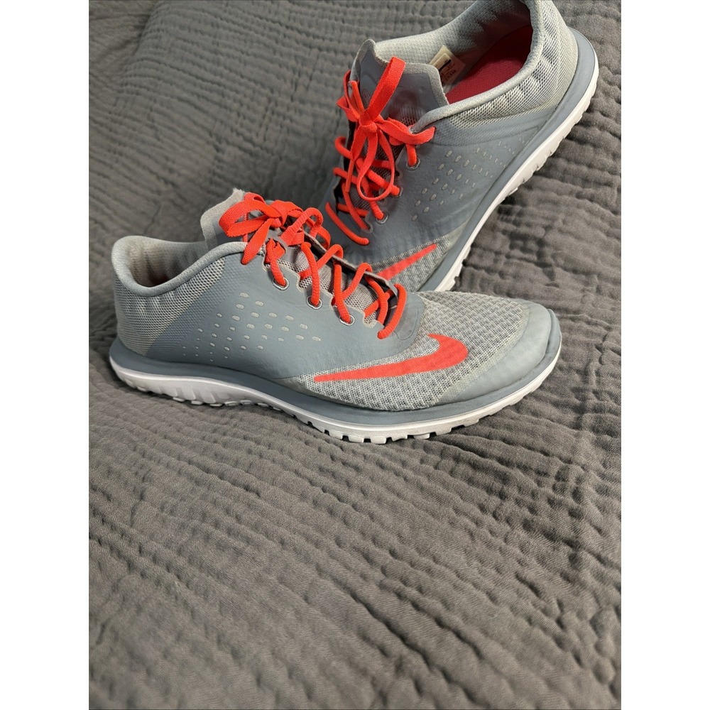 Nike FS Lite Run 2- 684667-003 Women's Size 10 Gray Athletic Running Shoes S004